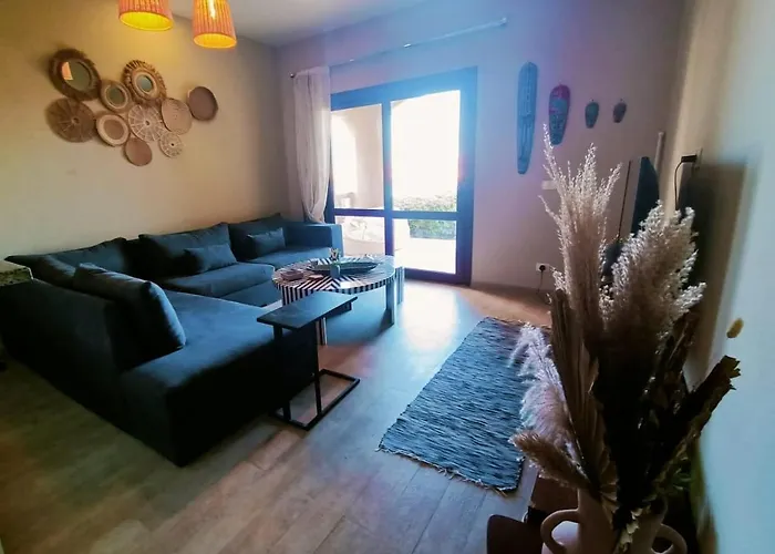 Cozy Sabina Getaway New 1 Bedroom By The Pool & Lagoon Apartment *